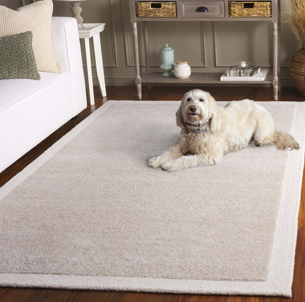 Safavieh Metro Hand‑Tufted Wool-Cotton Area Rug In Light Grey & Ivory — Low Profile, Durable, Timeless Style 5'-0" x 8'-0" MET153G-5