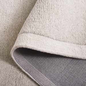 Safavieh Metro Hand-Tufted Wool Cotton Rug In Light Grey And Ivory — Plush 1/2" Pile, Durable Indian Craftsmanship 4'-0" x 6'-0" MET153G-4
