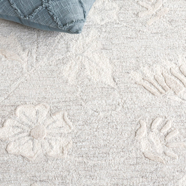 Safavieh Metro Hand Tufted Rug In Elegant Neutral Tones – Timeless Traditional Style For Effortless Decor Light Grey ,Ivory 50% Wool,30% Pet,20% Cotton Met201g-8