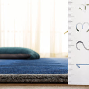 Safavieh Metro Hand-Tufted Navy & Blue Round Rug — Wool-Cotton Blend, Dense Pile, Elegant Focal Accent 6'-0" x 6'-0" MET301N-6R