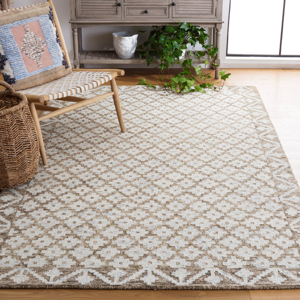 Safavieh Metro Hand-Tufted Round Rug In Beige Sage — Low-Profile Wool Blend, Timeless Transitional Style 8'-0" x 8'-0" MET357W-8R