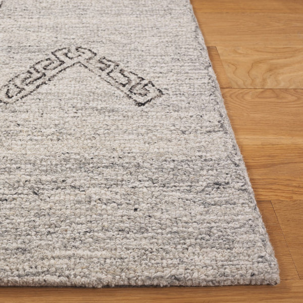 Safavieh Metro Handcrafted Wool And Cotton Area Rug - Elegant Geometric Design For Timeless Home Decor Style Grey ,Black 80% Wool 20% Cotton Met385f-4