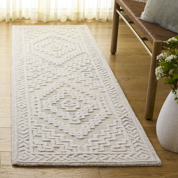 Safavieh Metro Hand-Tufted Light Grey Ivory Area Rug, Low-Pile Wool-Cotton Blend For Modern & Cozy Spaces 4'-0" x 6'-0" MET394F-4