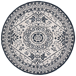 Safavieh Metro Hand-tufted Area Rug - Elegant Transitional Design In Striking Ivory And Navy Colors Ivory ,Navy Wool Pile Met464a-6r