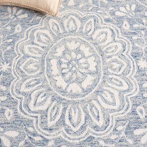Safavieh Metro Hand-tufted Area Rug - Elegant Transitional Design In Striking Ivory And Navy Colors Blue ,Ivory Wool Pile Met464m-5