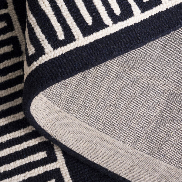 Safavieh Metro Hand-Tufted Navy And Ivory Rug — Low-Profile Wool-Cotton Blend, Durable Contemporary Accent 4'-0" x 6'-0" MET465N-4