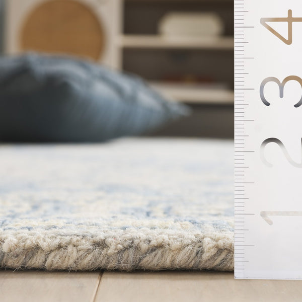 Safavieh Metro Hand-tufted Runner Area Rug: Elegant Design For Hallways, Kitchens, And Entryways Blue ,Ivory 80% Wool 20% Cotton Met474m-6r