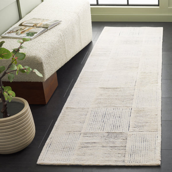Safavieh Metro Hand-tufted Wool Runner Rug - Modern Design With Grid Pattern For Elegant Hallway Décor Ivory ,Charcoal Wool Pile Met482h-28