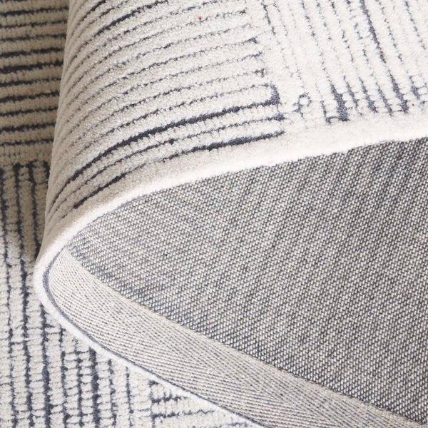 Safavieh Metro Area Rug - Hand-tufted Wool Luxury With Geometric Design For Modern Home Elegance And Comfort Ivory ,Charcoal Wool Pile Met482h-8