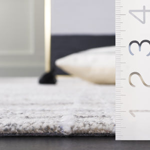 Safavieh Metro Hand-tufted Area Rug: Luxurious Comfort And Timeless Style For Your Living Space Decor Grey 80% Polyester,20% Cotton Met501f-5