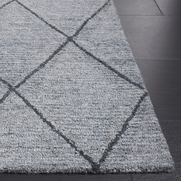 Safavieh Metro 525 MET525 Hand Tufted Modern Rug Grey / Charcoal MET525F-3