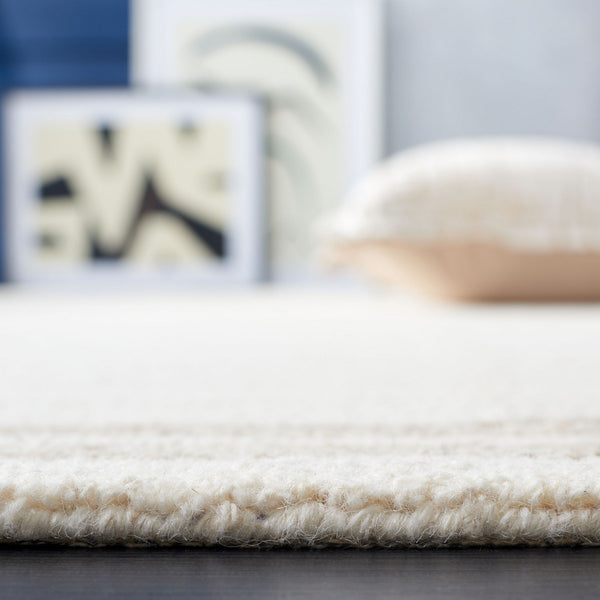 Safavieh Metro 626 Hand Tufted Contemporary Rug Ivory / Brown 8' x 10'