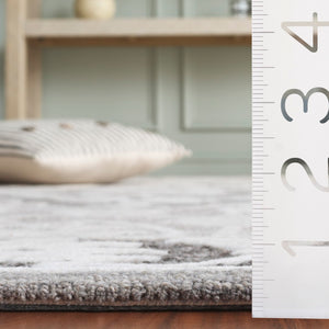 Safavieh Metro Hand-tufted Area Rug - Elegant Traditional Design For Timeless Home Décor & Comfort Grey ,Ivory 80% Wool,20% Cotton Met709f-6