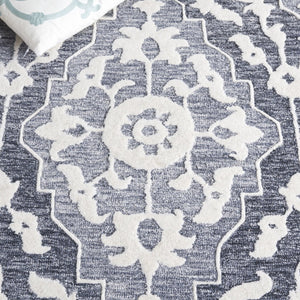 Safavieh Metro Elegant Hand-tufted Runner Rug For Hallways - Luxurious Wool Blend With Timeless Style Light Blue ,Grey 80% Wool,20% Cotton Met709l-5