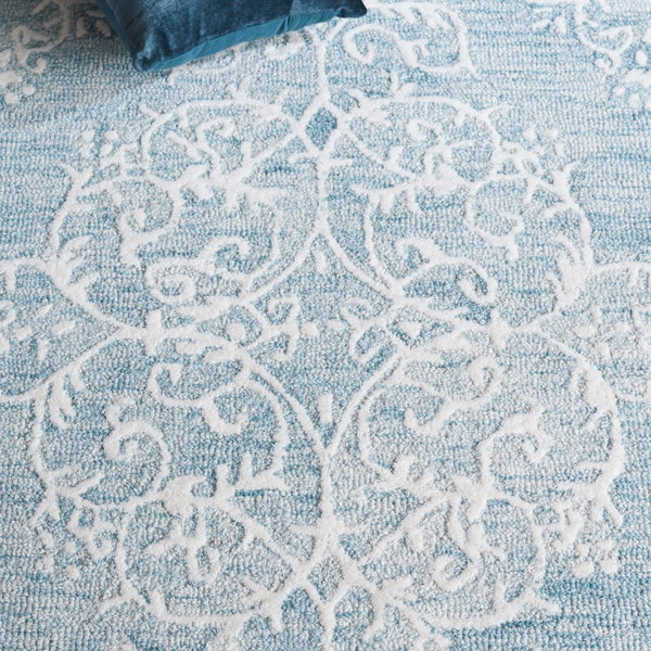 Safavieh Metro Elegant Hand-tufted Area Rug In Grey And Ivory – Perfect For Living Room And Bedroom Decor Blue ,Ivory 80% Wool,20% Cotton Met710m-9