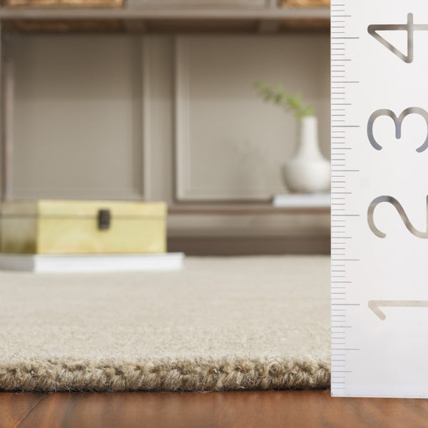 Safavieh Metro Hand Loomed Wool Cotton Area Rug Neutral Taupe Subtle Border for Living Spaces MET807E-5