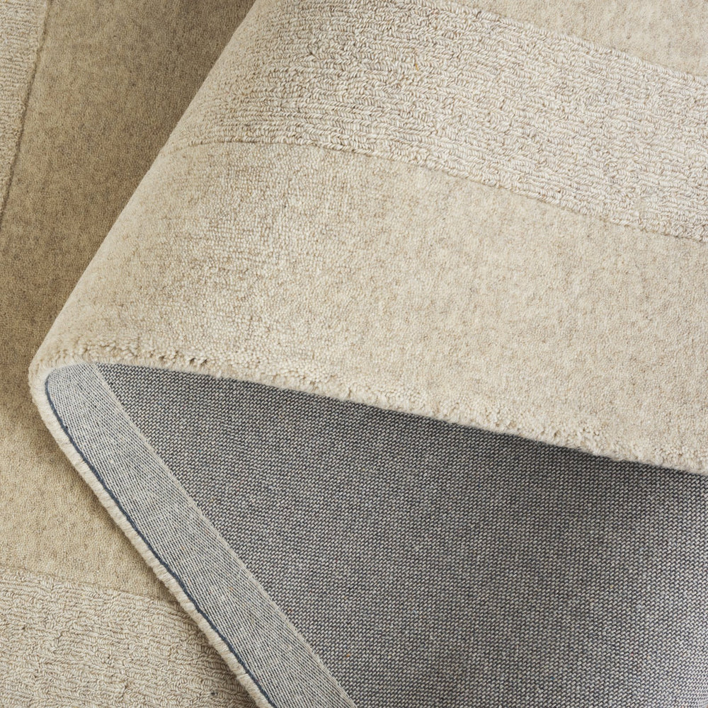 Safavieh Metro Hand‑Loomed Beige Area Rug — 80% Wool 20% Cotton Low‑Pile, Subtle Border For Timeless Comfort 5'-0" x 8'-0" MET808B-5