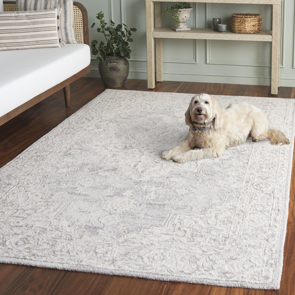 Safavieh Metro Hand-Tufted Wool-Cotton Runner In Light Grey And Ivory — Low-Profile, Durable, Timeless Elegance 2'-3" x 8'-0" MET896G-28