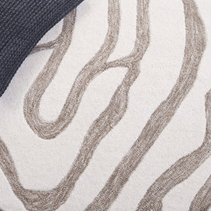 Safavieh Metro Hand-tufted Area Rug - Elegant Modern Design For A Sophisticated Contemporary Home Decor Ivory ,Grey 80% Wool,20% Cotton Met951a-5