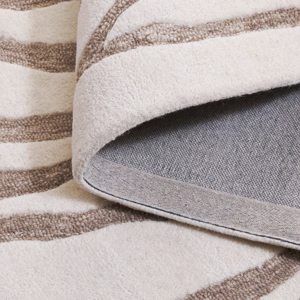 Safavieh Metro Hand-tufted Wool And Cotton Area Rug - Elegant Design For Modern Home Decor And Comfort Ivory ,Grey 80% Wool,20% Cotton Met951a-6r