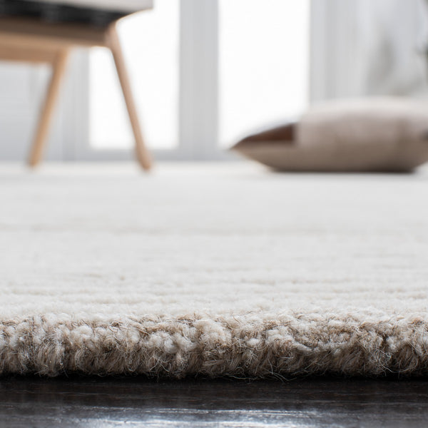 Safavieh Metro 995 Hand Tufted  Rug X23 Natural / Ivory MET995A-8SQ