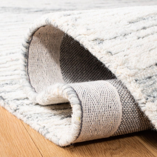 Safavieh Metro Hand Tufted Wool Cotton Area Rug Solid Neutral Pile for Modern Living Rooms MET995H-10