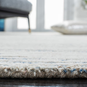 Safavieh Metro 995 Hand Tufted  Rug X23 Light Blue / Ivory MET995L-9