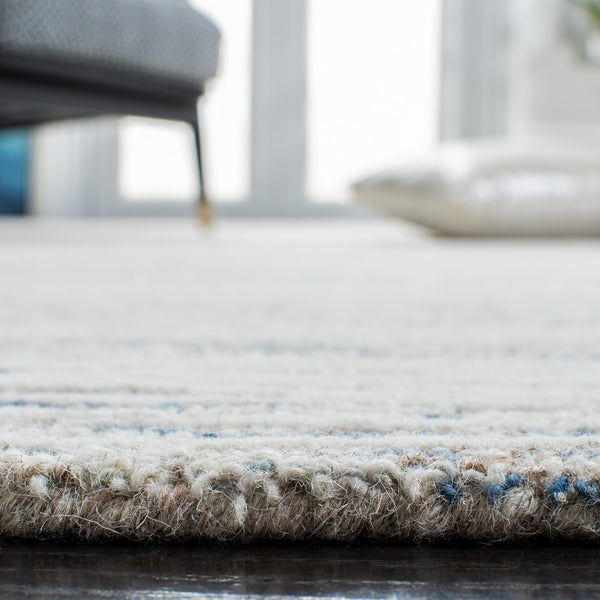 Safavieh Metro 995 Hand Tufted  Rug X23 Light Blue / Ivory MET995L-9