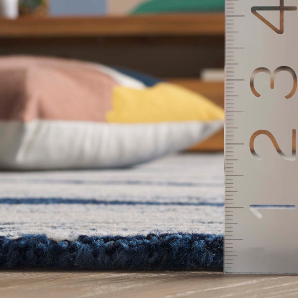 Safavieh Metro Exquisite Hand-tufted Area Rug In Premium Indian Wool For Timeless Elegance And Comfort Navy ,Ivory Wool Pile Met995n-6sq