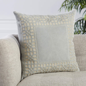 Jaipur Living Jaipur Living Azilane Cotton Velvet Pillow Cover with Lace Lattice Applique Accent Light Blue PLC102323