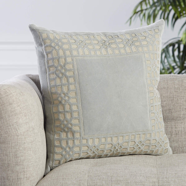 Jaipur Living Jaipur Living Azilane Cotton Velvet Pillow Cover with Lace Lattice Applique Accent Light Blue PLC102323