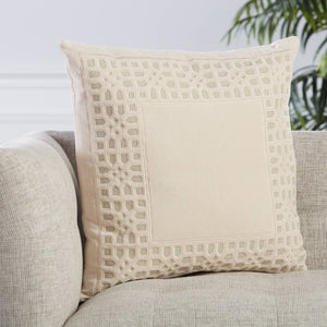 Jaipur Living Jaipur Living Azilane Cotton Velvet Pillow Cover with Lace Lattice Applique Accent Beige PLC102322