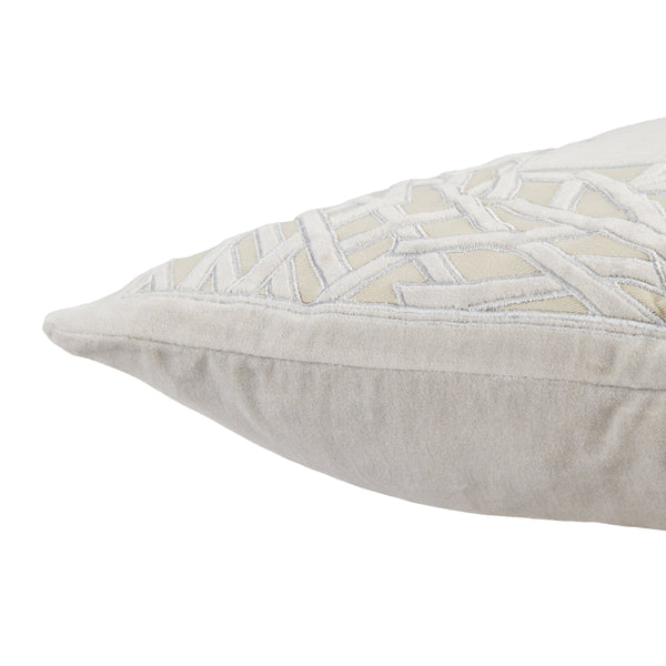 Jaipur Living Jaipur Living Trellis Applique Cotton Velvet Pillow Cover for Sofas and Accent Chairs Gray PLC102321