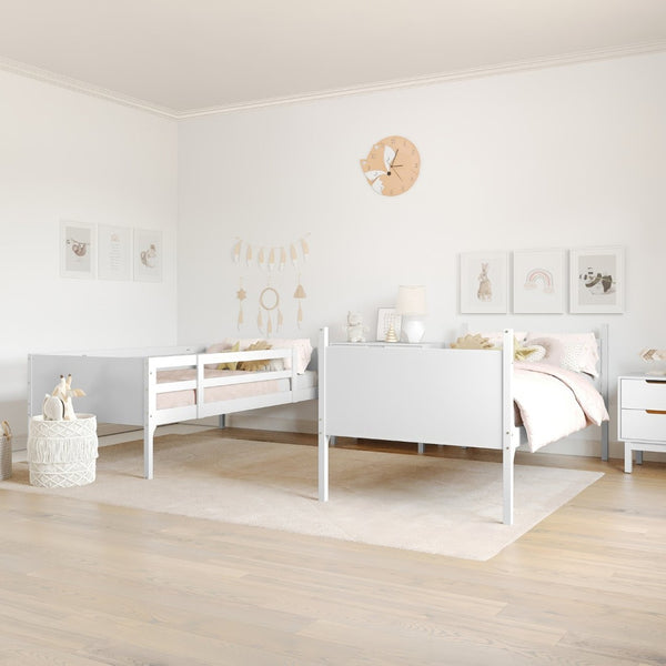 English Elm Dallas Bunk Bed Twin Over Full - Convertible Solid Wood Frame with Ladder for Space-Saving Kids’ Rooms White In Stock. Usually ships in 24 - 48 business hours MG-0900-31-TTB-WH-GG