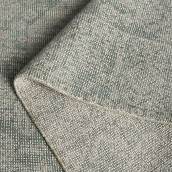 Safavieh Maharaja Exquisite Hand-loomed Area Rug For Elegant Living Spaces – Durable, Transitional Design Sage ,Green 80% Wool,20% Cotton Mhj302w-6