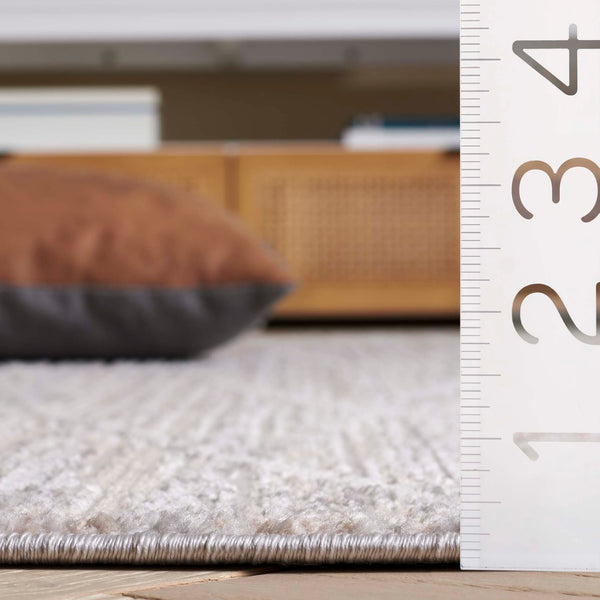 Safavieh Mila Modern Runner Rug - Timeless Beige And Grey Elegance For Hallways, Entrances, And More! Beige ,Grey Polyester Mil222b-5