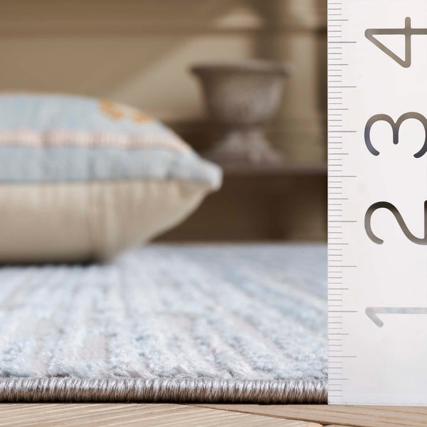 Safavieh Mila Modern Area Rug - Exquisite Power Loomed Design In Elegant Grey And Ivory For Contemporary Spaces Light Blue ,Grey Polyester Mil224k-28