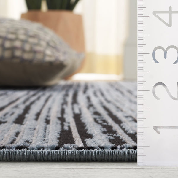 Safavieh Mila Modern Runner Rug - Stylish Power Loomed Polyester Design For Elegant Home Decor Upgrade Light Blue ,Black Polyester Mil224l-5