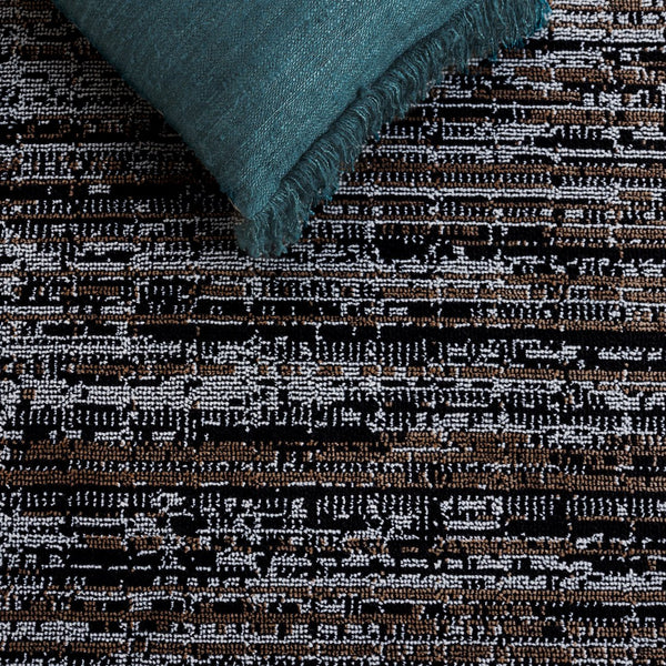 Safavieh Mila Elegant Runner Rug In Deep Blue And Modern Black - Sophisticated Accent For Any Hallway Brown ,Ivory Black Polyester Mil238t-5