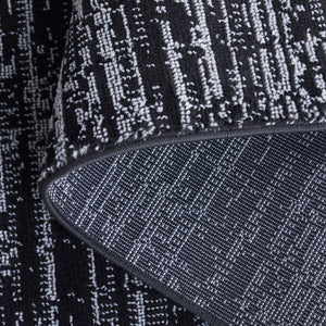 Safavieh Mila Elegant Runner Rug In Deep Blue And Modern Black - Sophisticated Accent For Any Hallway Black ,Ivory Polyester Mil238z-5