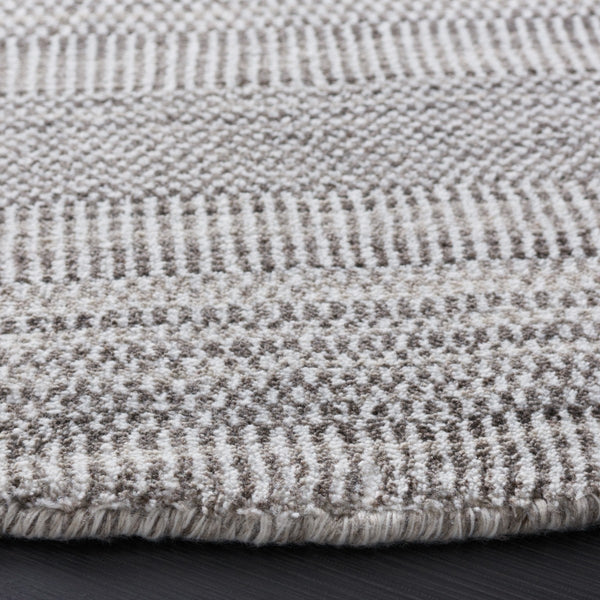 Safavieh Mirage 125 MIR125 Hand Loomed  Rug Brown / Ivory MIR125T-9