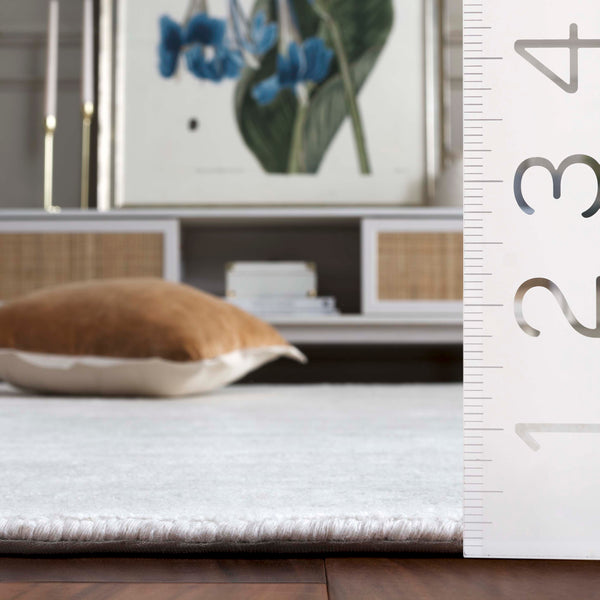 Safavieh Mirage Handloomed Area Rug - Artisan Crafted Elegance With Soft Texture And Calming Color Palette Ivory 60% Viscose 20% Wool 20% Cotton Mir356a-6