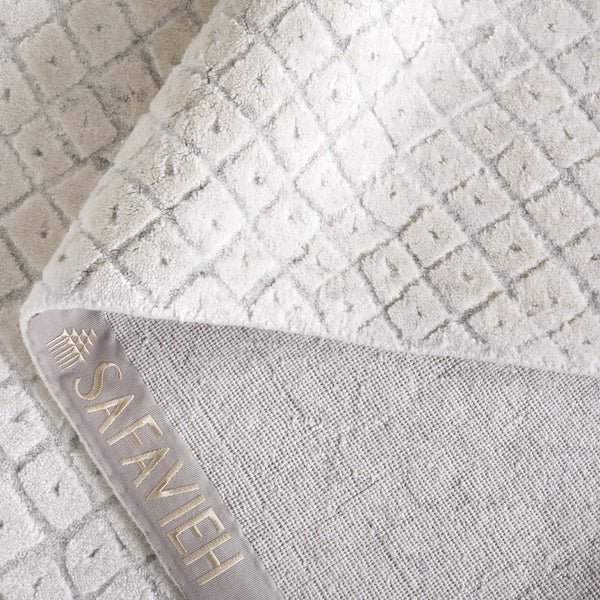 Safavieh Mirage Elegant Handloomed Area Rug: Luxurious Comfort, Timeless Design For Any Home Decor Style Ivory 60% Viscose 20% Wool 20% Cotton Mir357a-6