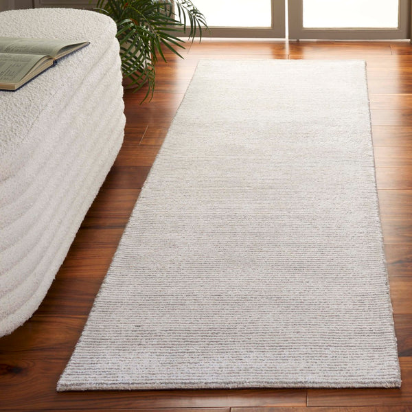 Safavieh Mirage Hand-tufted Area Rug: Luxurious Softness & Contemporary Style For Elegant Home Decor Ivory ,Grey 50% Wool,30% Viscose,20% Cotton Mir375f-6