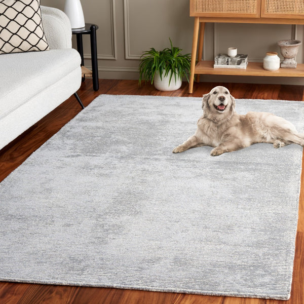 Safavieh Mirage Modern Hand-tufted Area Rug – Elegant Minimalist Design For Luxurious Comfort In Any Space Light Grey 80% Viscose,10% Wool,10% Cotton Mir475g-9