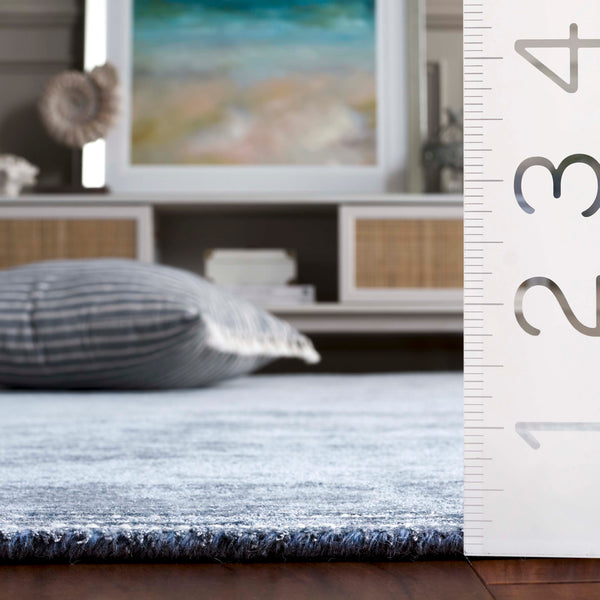 Safavieh Mirage Hand-tufted Area Rug - Modern Design, Luxurious Craftsmanship, Perfect For Any Living Space Light Blue 80% Viscose,10% Wool,10% Cotton Mir475l-6