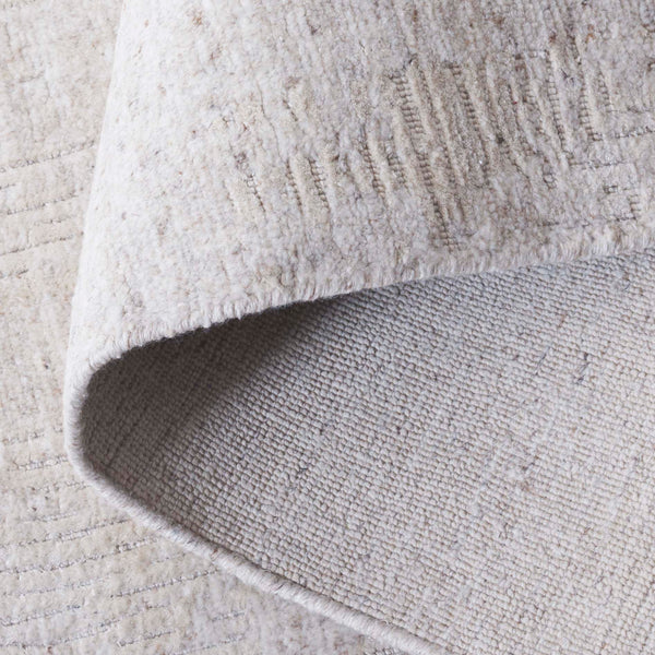 Safavieh Mirage Hand-Loomed 12X18 Beige Accent Rug – Wool-Blend Low Pile, Compact Entryway & Layering Piece MIR524B-0116
