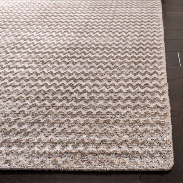 Safavieh Mirage Graphite Hand-Loomed Accent Rug 12X18 In — Viscose-Cotton Chevon Texture, Low-Pile Elegance MIR636A-0116