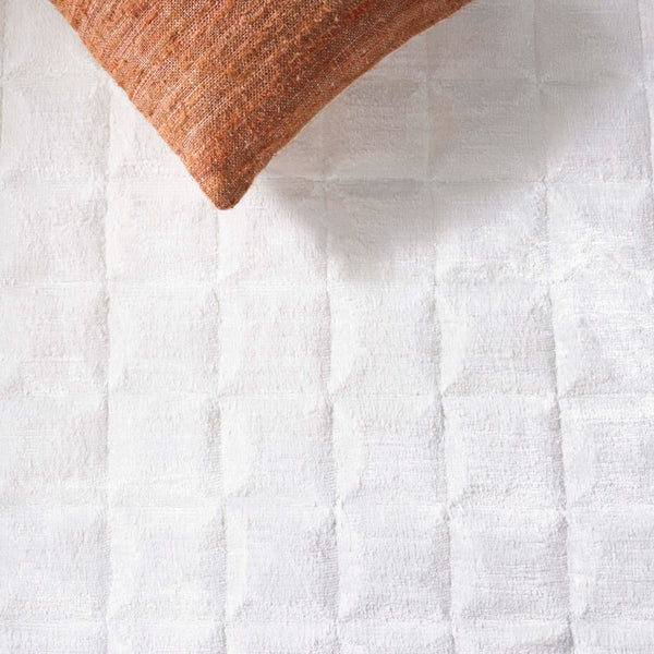 Safavieh Mirage Luxurious Hand-knotted Area Rug - Elegant Comfort And Style For Your Inviting Home Decor Ivory 80% Viscose & 20% Cotton Mir646a-8