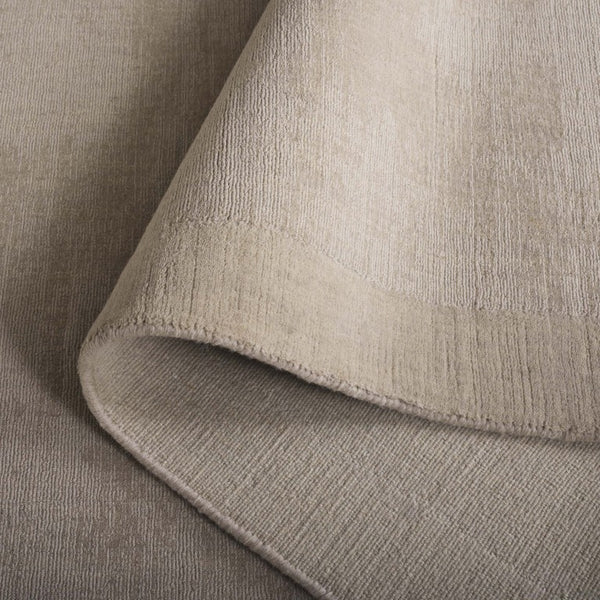 Safavieh Mirage Hand Loomed Wool Cotton Ivory Area Rug Soft Minimalist Living Room Floor Accent MIR685A-5